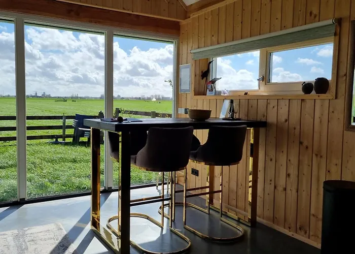 City Farmers Lodge, A Guesthouse With A Skyline View In Rural Amsterdam